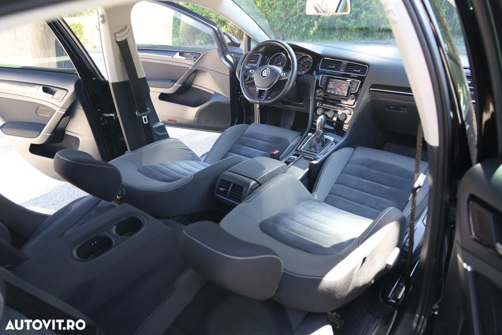 Volkswagen Golf 1.4 TSI Comfortline DSG - 12