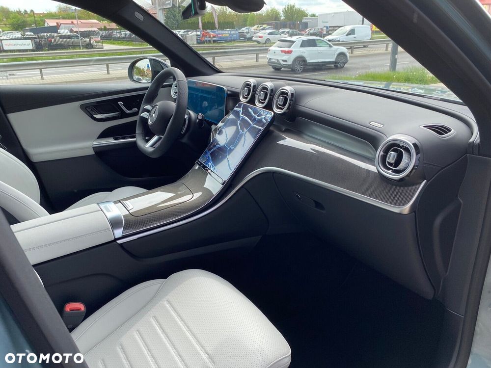 Mercedes-Benz GLC - 19