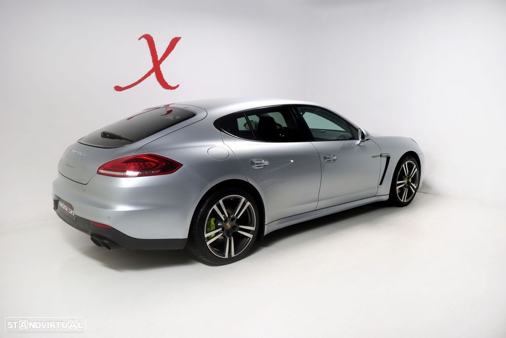 Porsche Panamera S Hybrid - 11