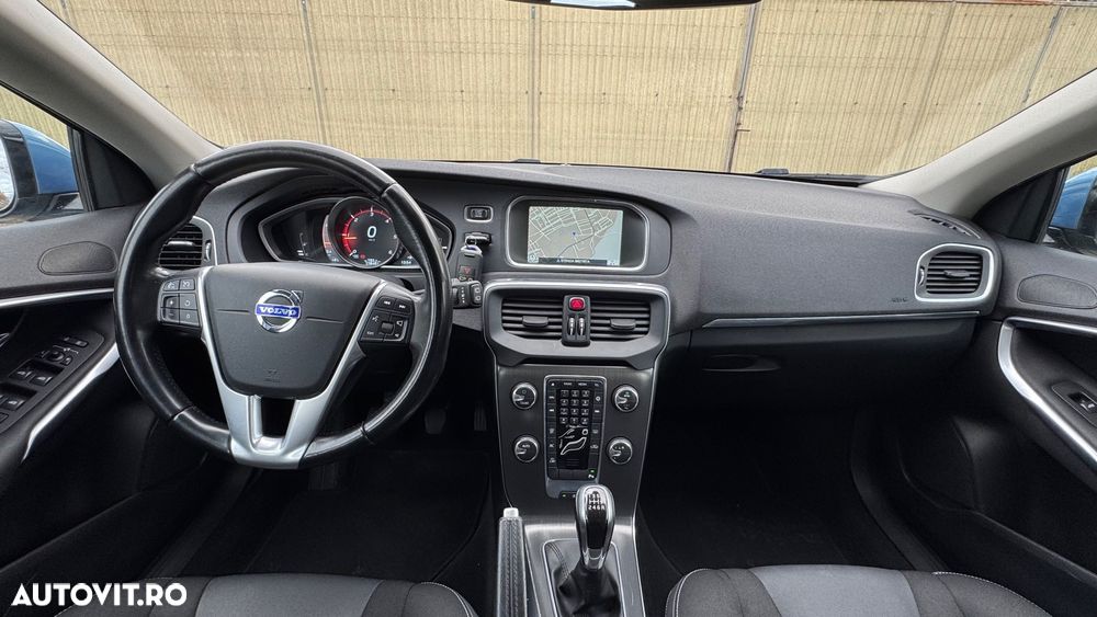 Volvo V40 D4 VEA Ocean Race - 8