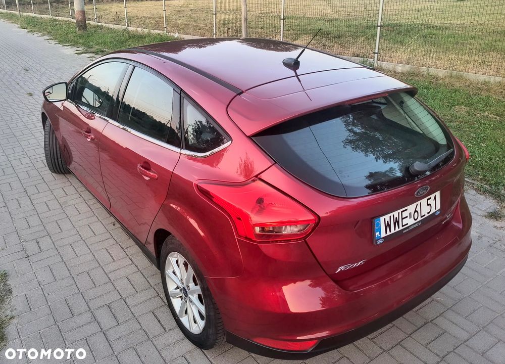 Ford Focus 2.0 16V Sport - 14