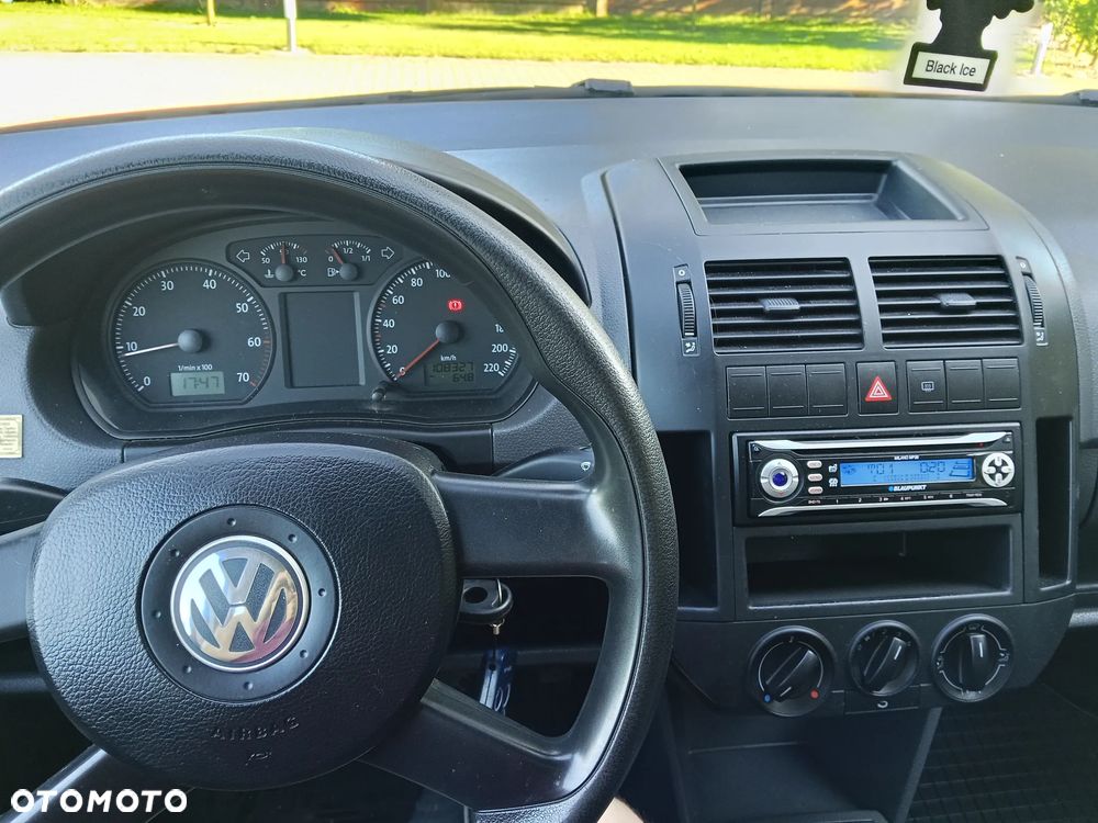 Volkswagen Polo - 5