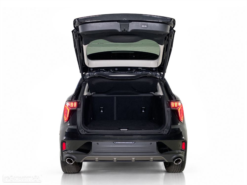 Lynk & Co 01 - 8
