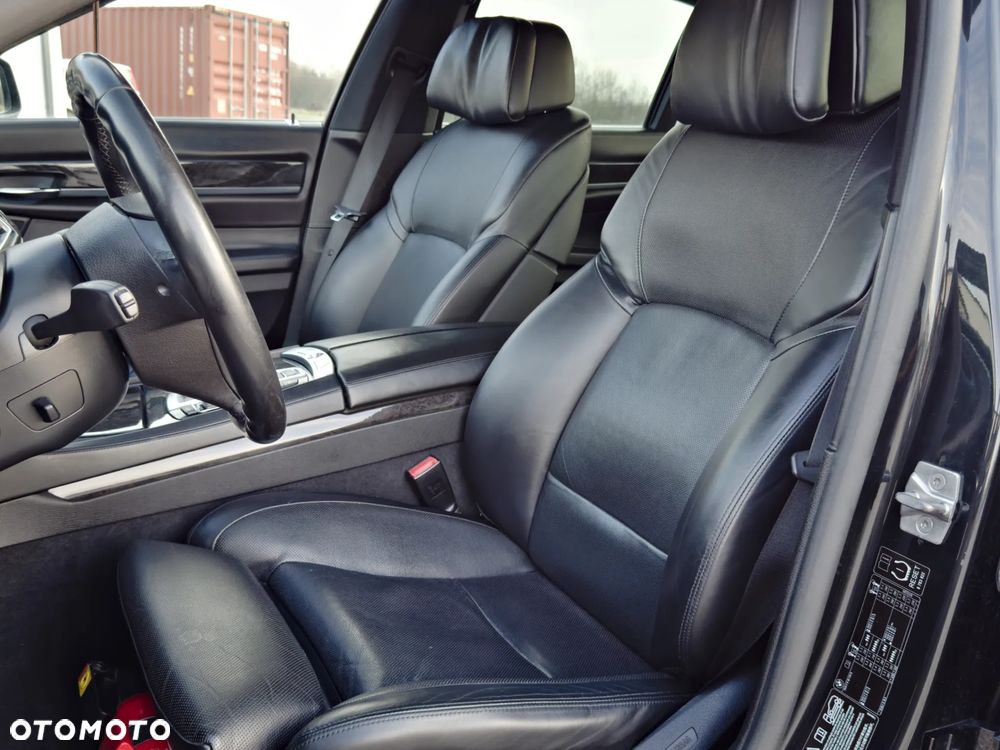 BMW Seria 7 740d - 20