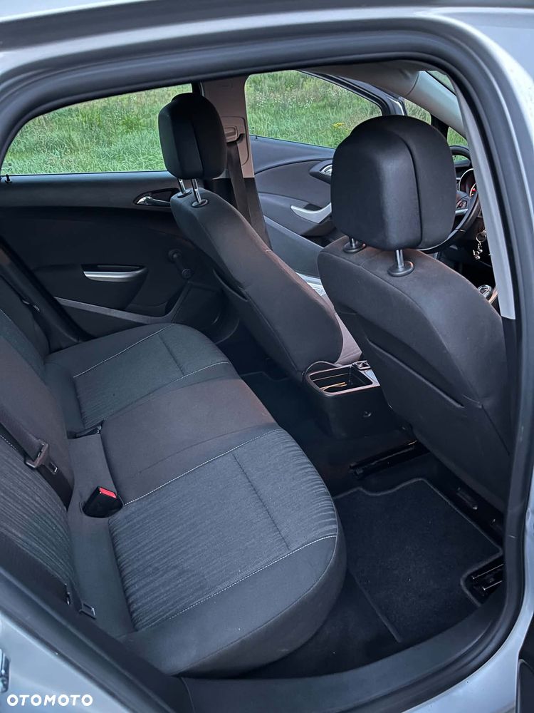 Opel Astra 1.4 Turbo - 20