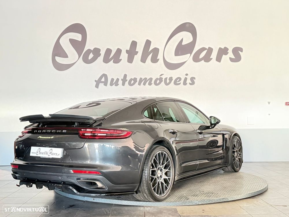 Porsche Panamera 4 E-Hybrid Executive - 4