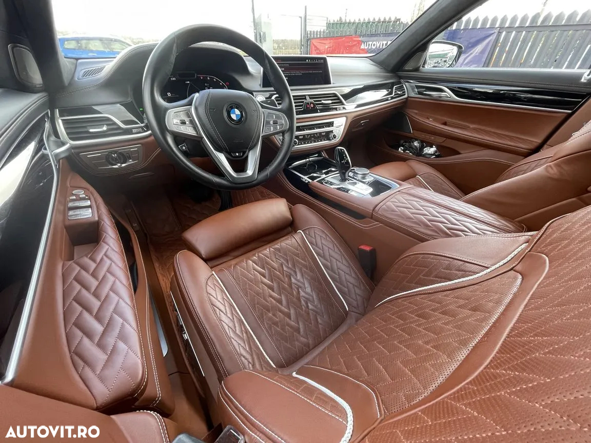 BMW Seria 7 740i - 9