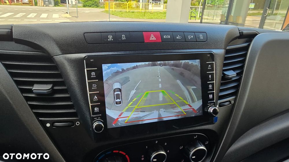 Iveco ❗️❗️DAILY 3.0 180Km 50C18 JAK NOWY ❗️❗️NOWY MODEL / ZABUDOWA 8 PALET DPR / CHŁODNIA MROŹNIA -32 +32 / ZASILANIE 230V / PIERWSZY WŁASCICIEL / NAVI / KAMERA COFANIA / TEMPOMAT / BLIŹNIAKI / GRUBA SCIANKA / AGREGAT CARRIER XARIOS 350 / WERSJA WZMOCNIONA / SERWIS ASO / SALON POLSKA / LIFT❗❗ JAK Z SALONU - NOWY -❗❗ - 40
