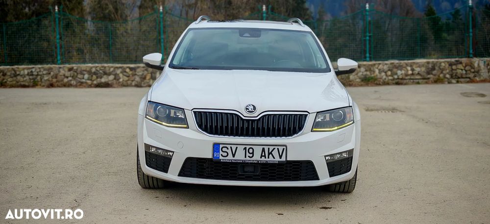 Skoda Octavia 2.0 TDI AMBITION DSG - 8