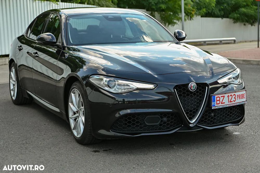 Alfa Romeo Giulia 2.0 Turbo RWD AT8 Super - 24