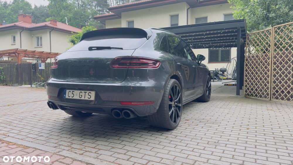 Porsche Macan - 35