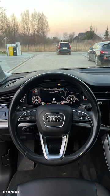 Audi Q7 - 11