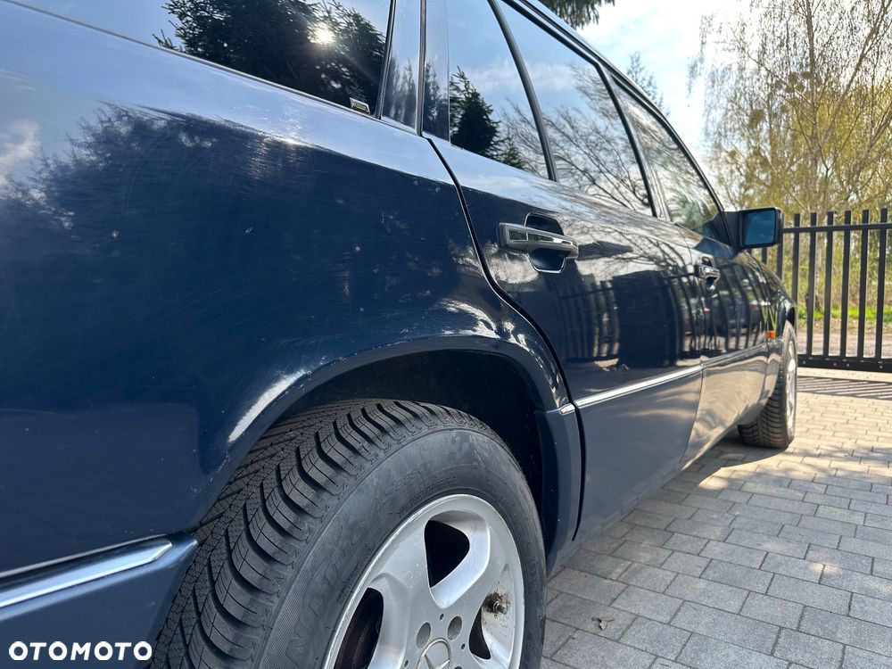 Mercedes-Benz W124 (1984-1993) - 14