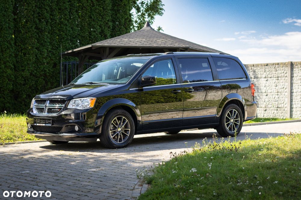 Dodge Grand Caravan 3.6 R/T - 5