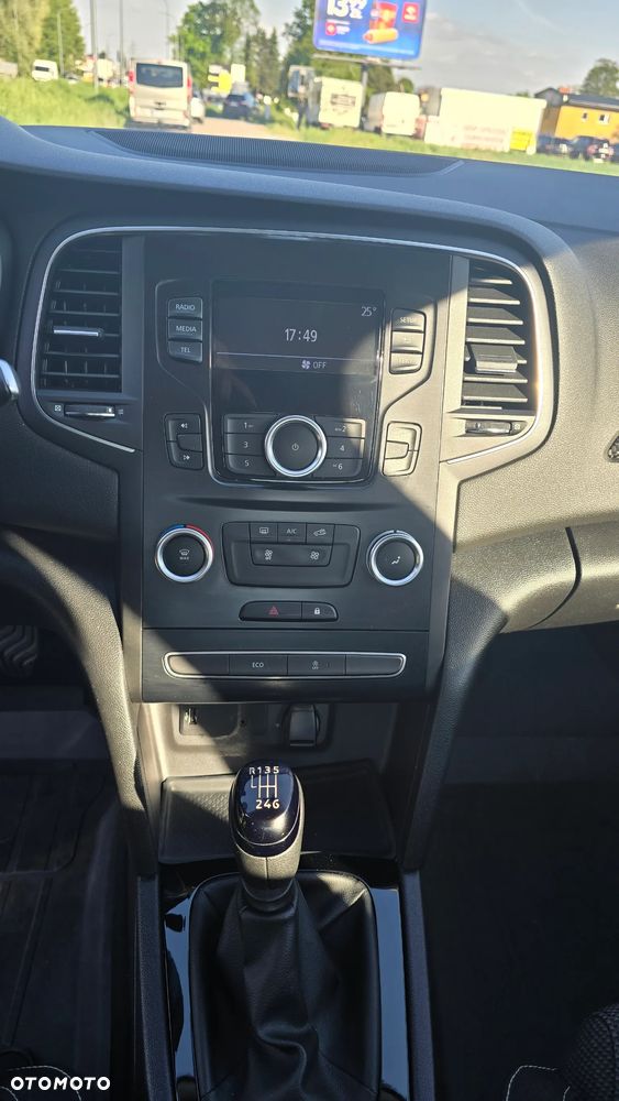 Renault Megane 1.3 TCe FAP Life - 7