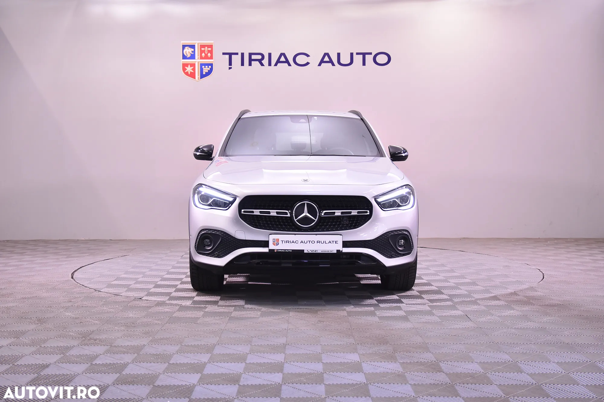 Mercedes-Benz GLA 200 d Aut. - 8