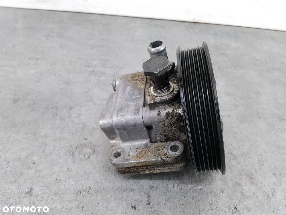 POMPA WSPOMAGANIA BMW E46 LIFT 2.0 16V 318i - 7
