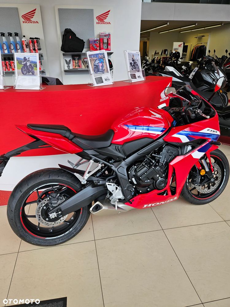 Honda CBR - 9