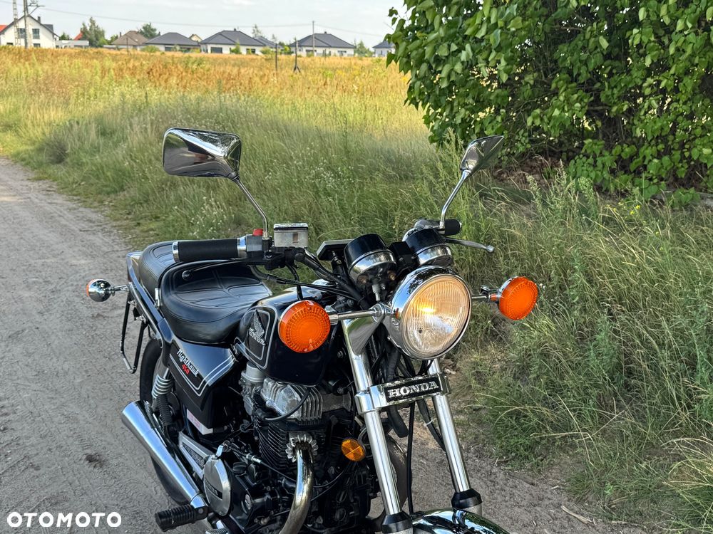 Honda Nighthawk - 6