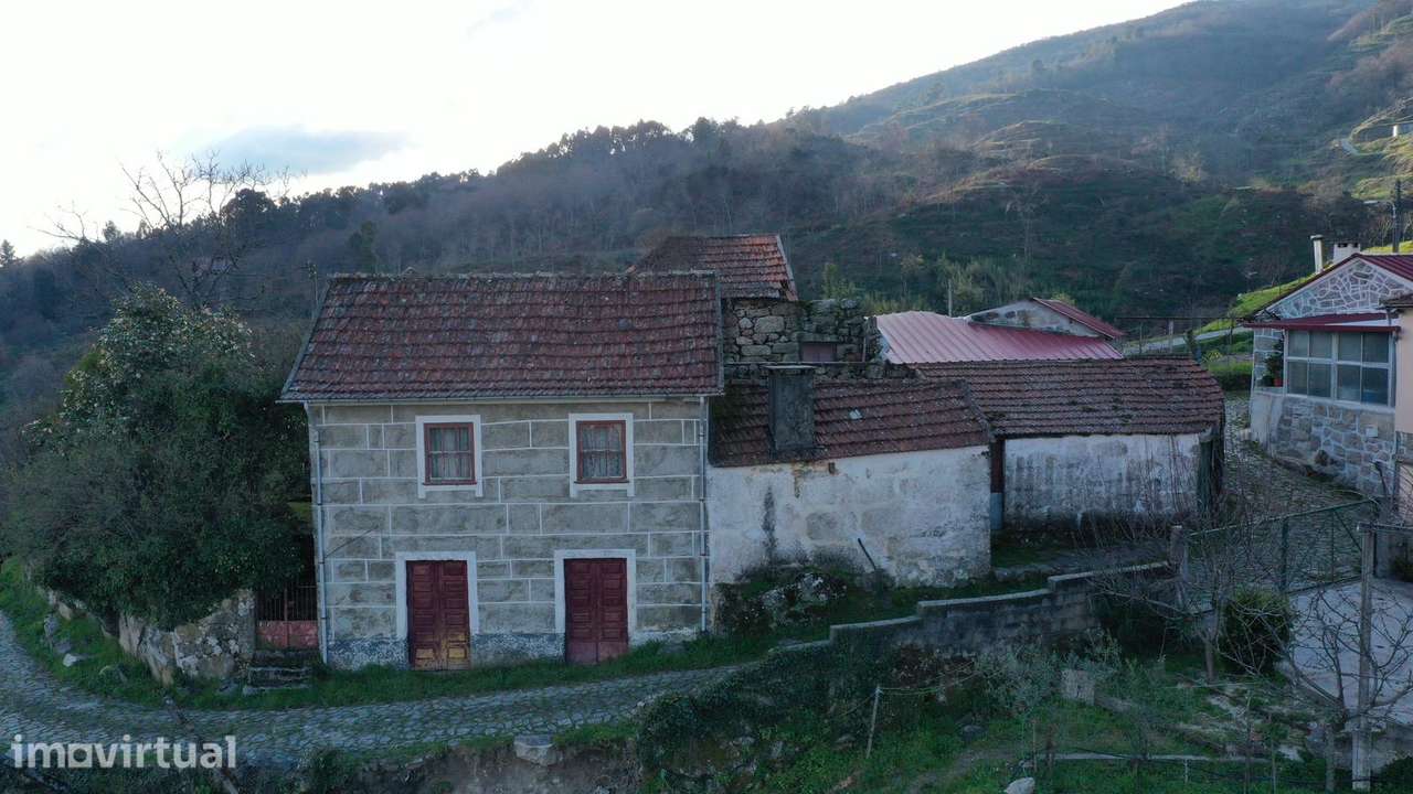 Moradia T3 Venda em Campelo e Ovil,Baião - Grande imagem: 2/18