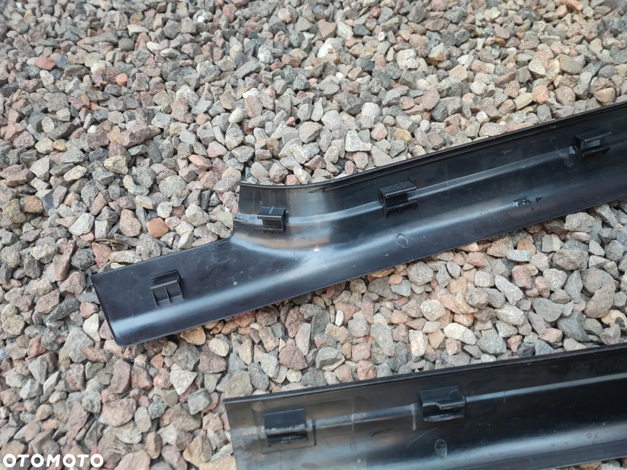 BMW E46 COUPE / M3 / ORYGINALNE LISTWA MASKUJĄCA PROGU WEWNĘTRZNA LEWA / PRAWA / CZARNA ( OSŁONA KRAWĘDZI / USZCZELKI  ) O NR. 51 47 8 239 960 /  51 47 8 239 959 OEM W BARDZO DOBRYM STANIE - 15