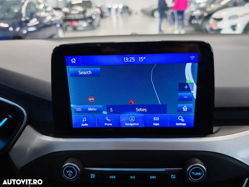 Ford Focus Turnier 1.5 EcoBlue Start-Stopp-System Aut. TITANIUM - 9