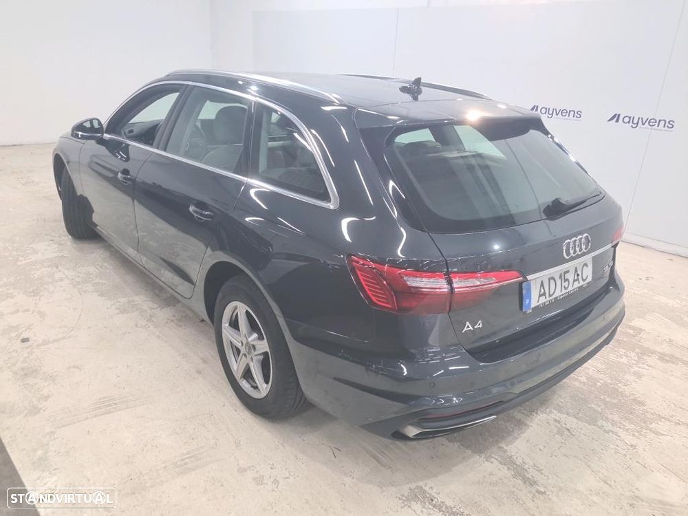Audi A4 Avant 35 TDI S tronic - 2