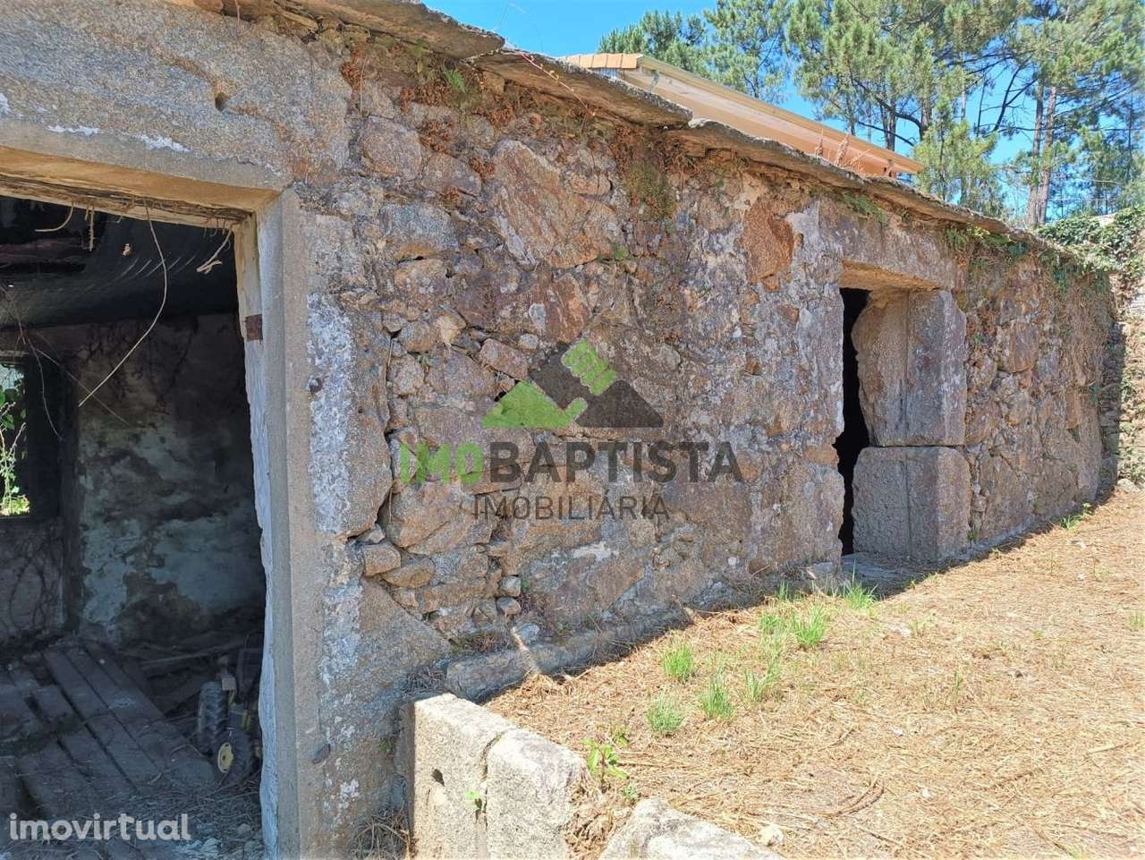 Ruína para restauro em Vila Maior - Grande imagem: 4/10