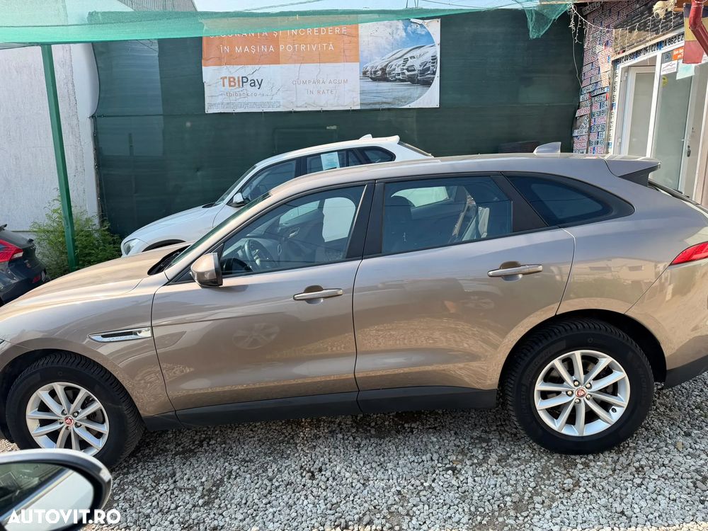 Jaguar F-Pace - 19