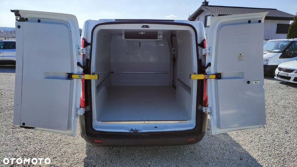 Ford Transit Custom - 8