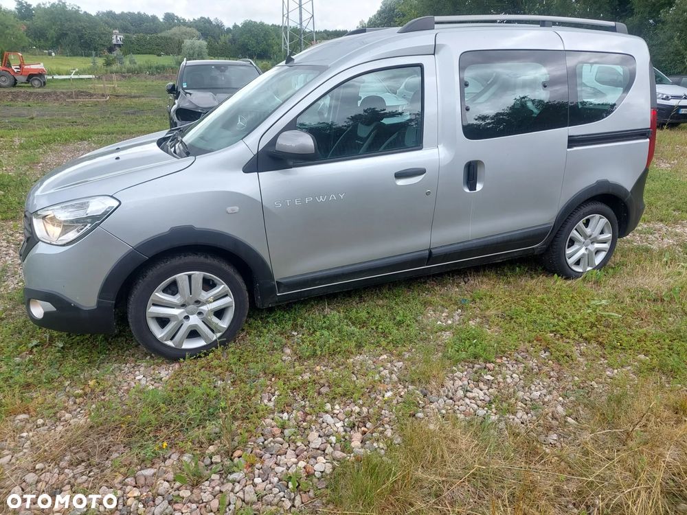 Dacia Dokker 1.5 Blue dCi Laureate - 4