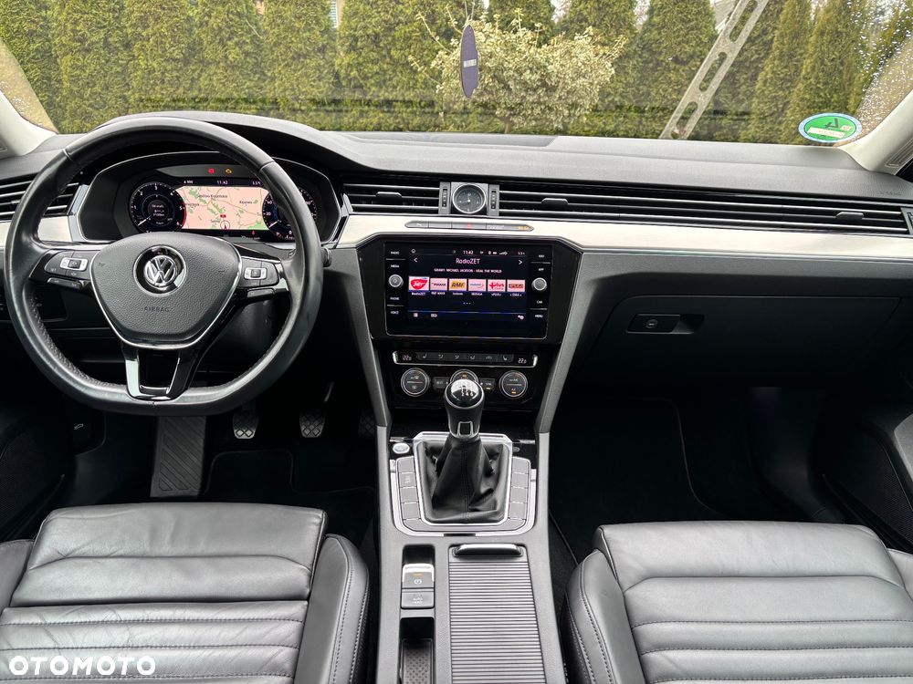 Volkswagen Passat 2.0 TDI EVO Elegance - 22