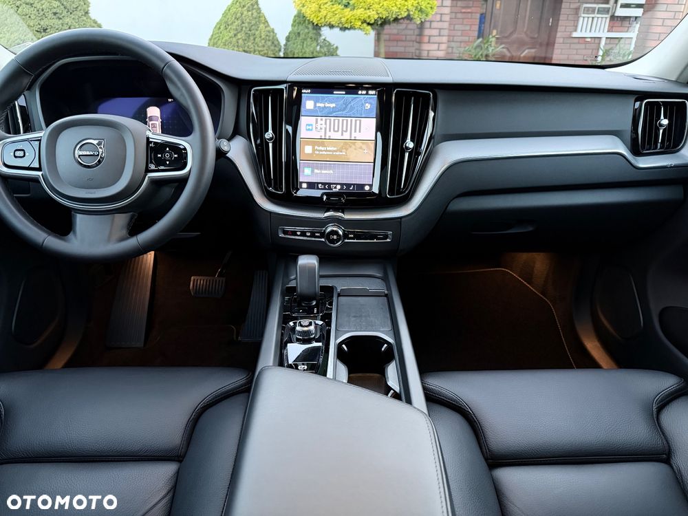 Volvo XC 60 B4 D Geartronic RDesign - 11