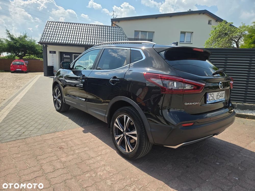 Nissan Qashqai 1.3 DIG-T AKARI - 12