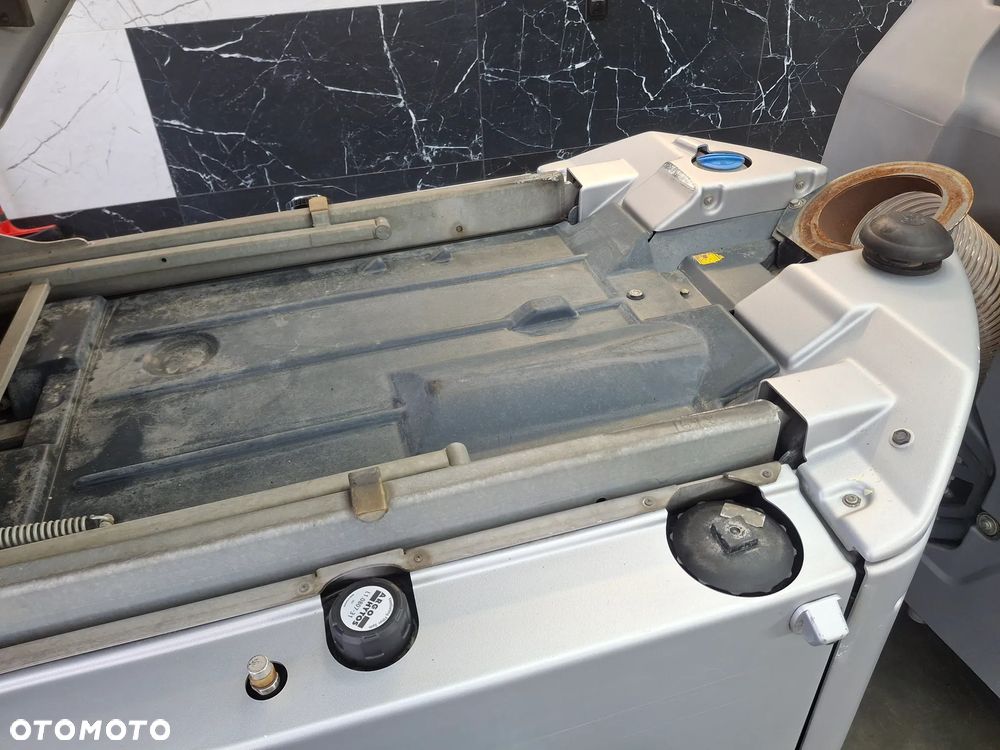 Inny HAKO Citymaster 1600 Zamiatarka Chodnikowa Euro 6 PM 2.5 Napęd 4x4 Rok: 2019 - 16