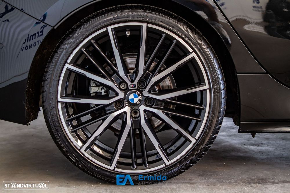 BMW 118 i Pack Desportivo M Auto - 20