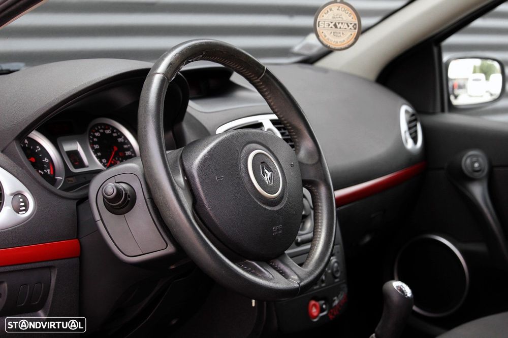 Renault Clio 1.2 TCE Rip Curl - 4