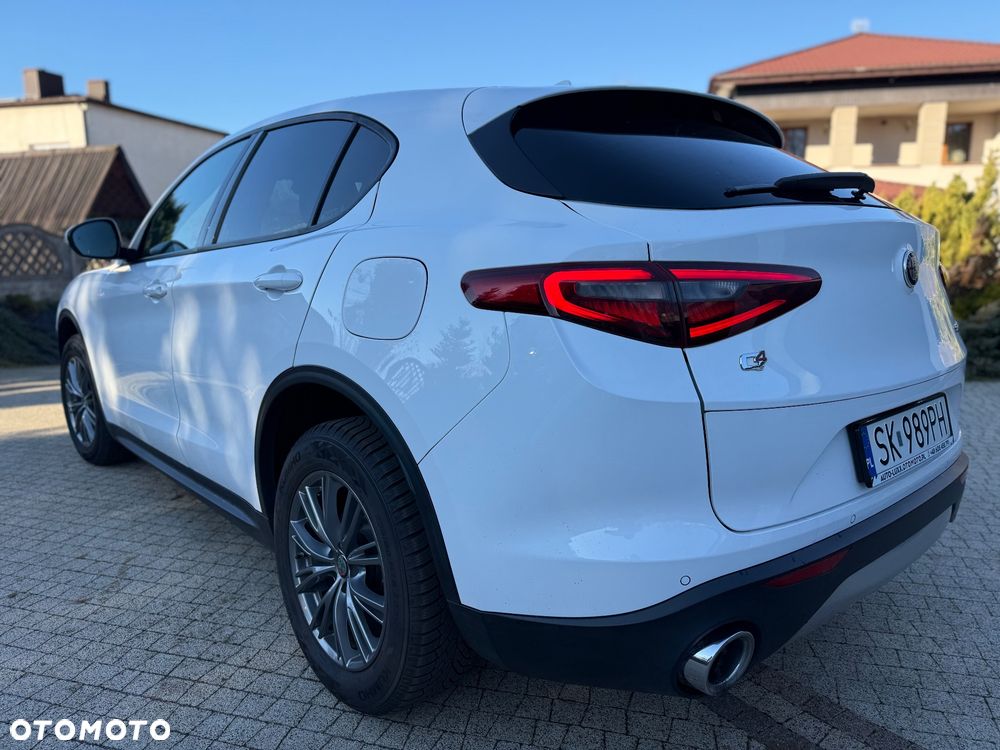 Alfa Romeo Stelvio 2.0 Turbo Q4 - 11