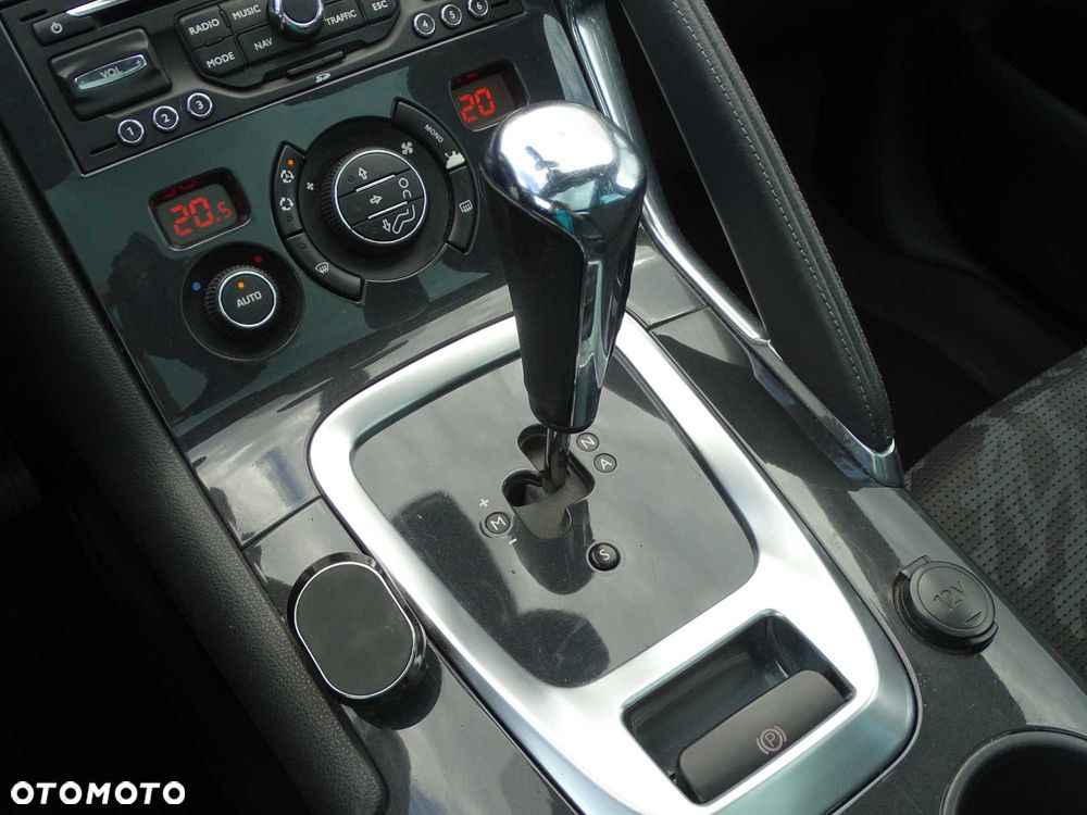 Peugeot 3008 - 10