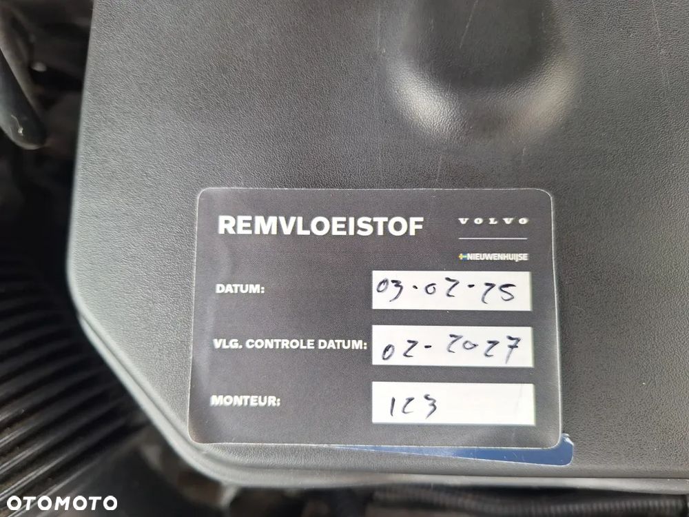 Volvo XC 60 D4 Geartronic Momentum - 26