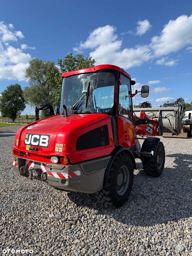JCB 406 - 4