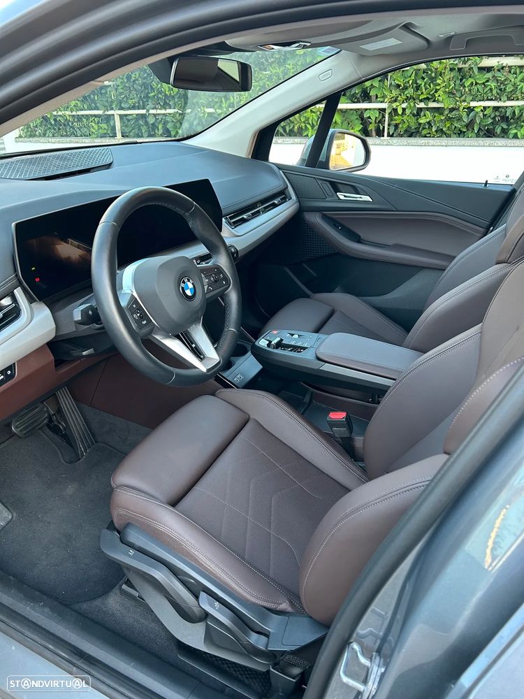BMW 218 Active Tourer d Line Luxury Auto - 4