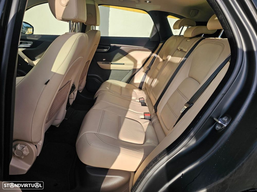 Jaguar F-Pace 2.0 i4D Prestige Aut. - 13