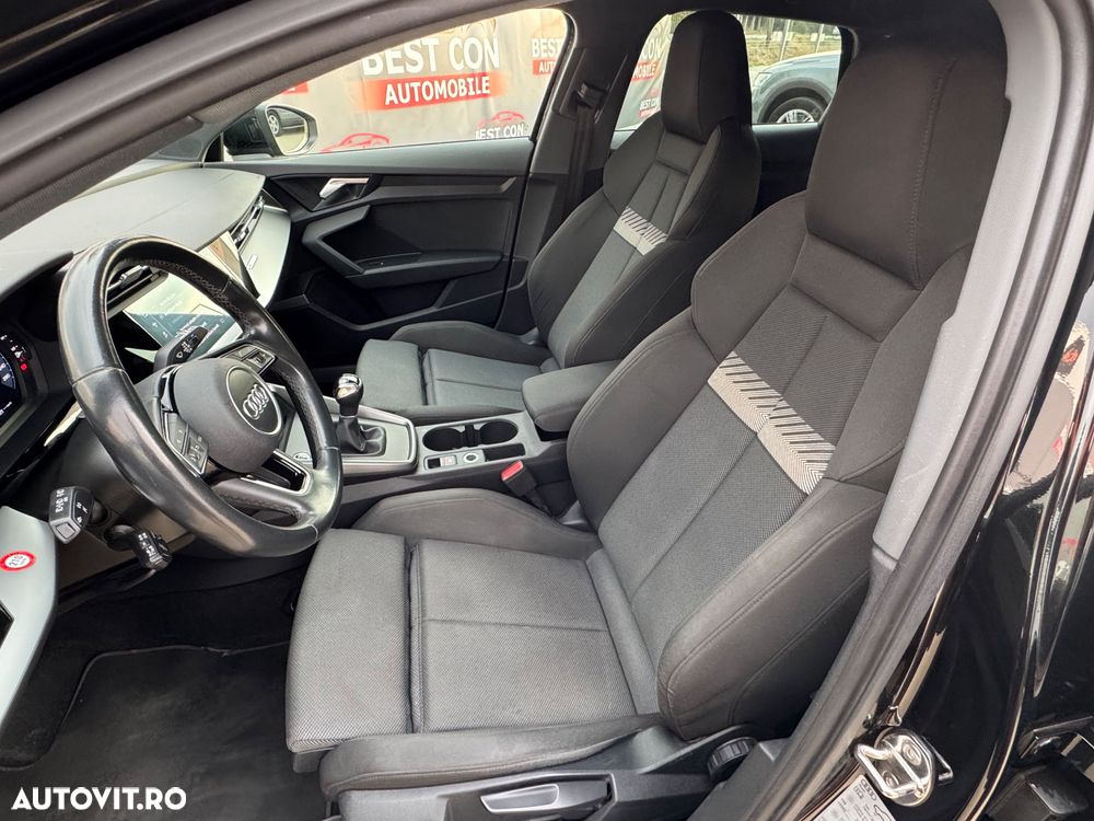 Audi A3 35 TDI ack S line - 6