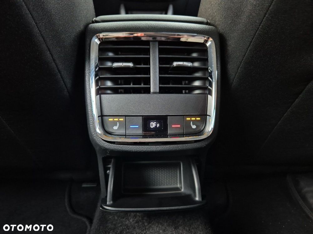 Skoda Octavia 2.0 TDI 4x4 Scout DSG - 16