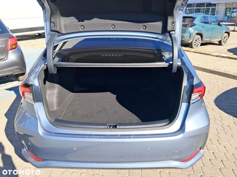 Toyota Corolla 1.8 Hybrid Style - 24