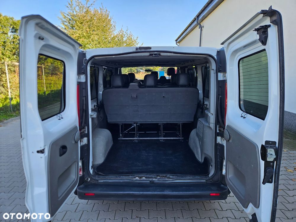 Renault Trafic - 20
