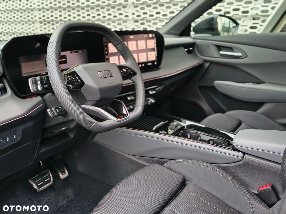 Audi Q3 Sportback - 13