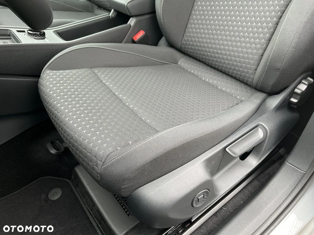 Volkswagen T-Roc 1.5 eTSI Life DSG - 13