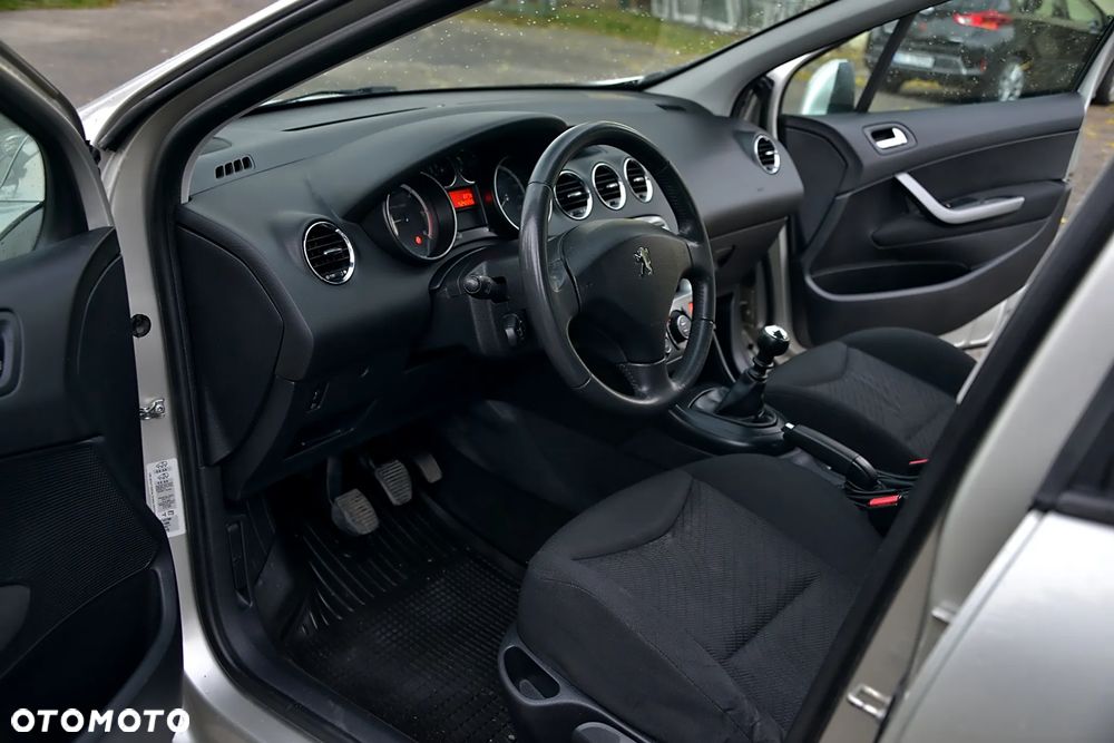 Peugeot 308 - 23